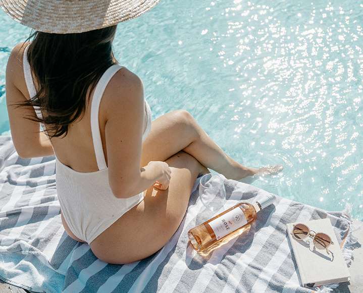 Chill Out, Sunshine: Our Go-To DIY Herbal Spray for Sunburn Relief