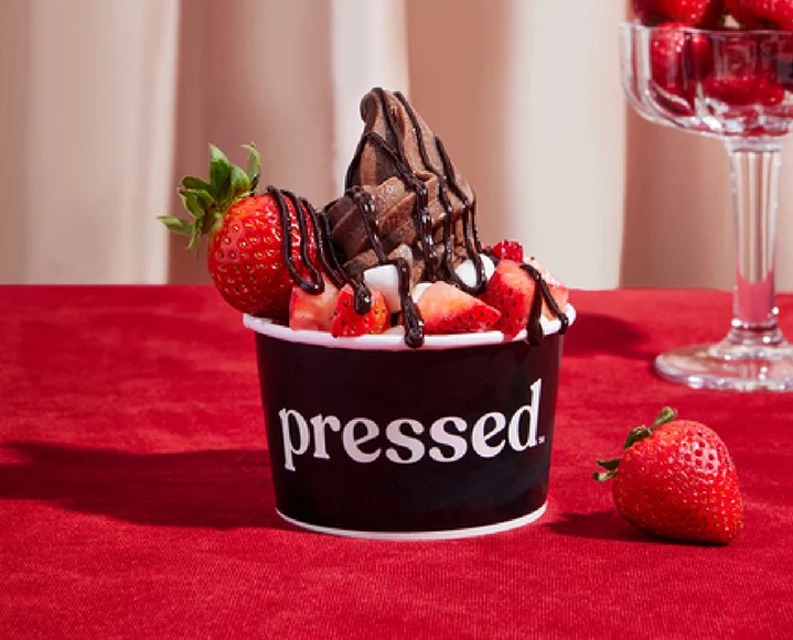 Pressed Juicery’s Chocolate Strawberry Sundae Is a Love Letter to Dessert